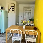 Askes Oase Guest Holiday home Fjaellebroen